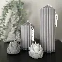 Set patru lumânări decorative cilindrice striate flori lotus gri