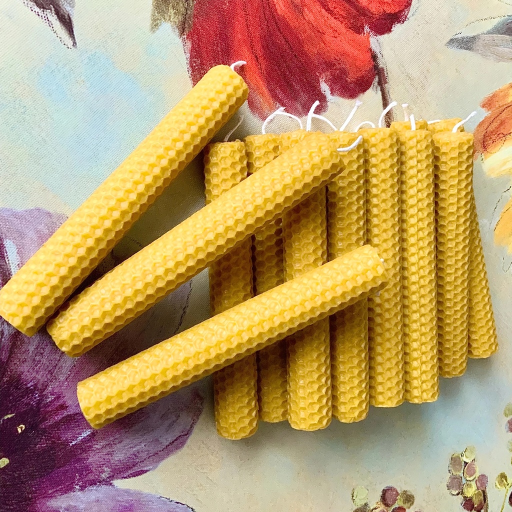 Lumânare fagure din ceară naturală de albine, dimensiune 12x2 cm, eco-friendly