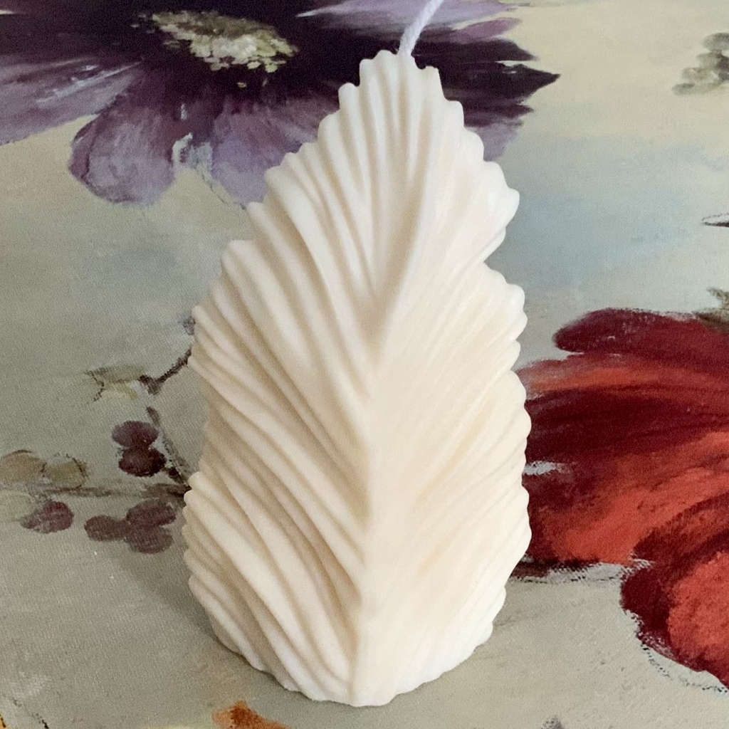 Lumânare ceară soia tip frunză mare albă parfum lavandă