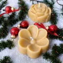 Set Crăciun cu două lumânări floare din ceară naturală de albine