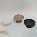 Set de boluri decorative din Jesmonite, disponibile în trei culori, ideale pentru un decor modern și personalizat