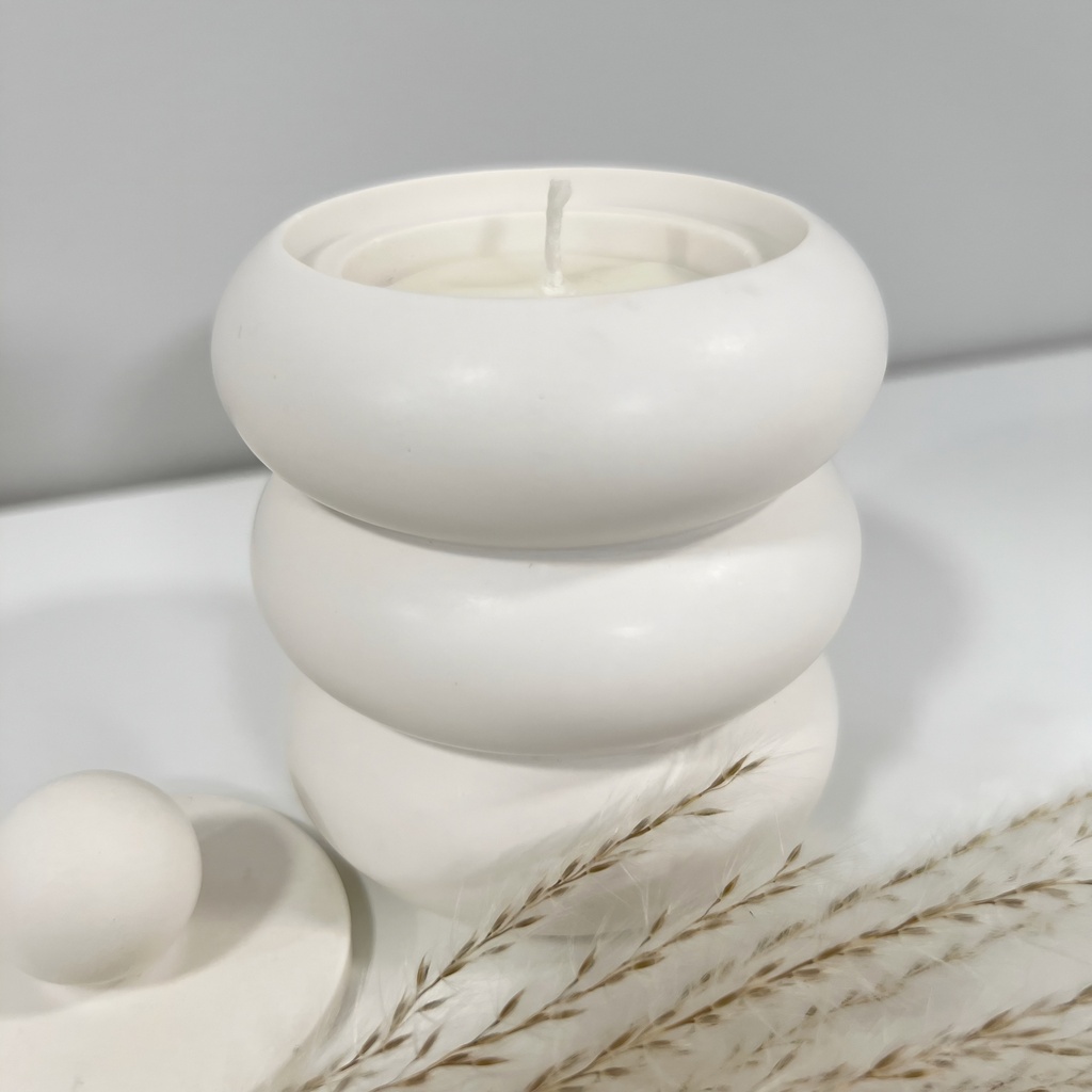 Recipient handmade alb cu capac din Jesmonite, ideal pentru decor modern