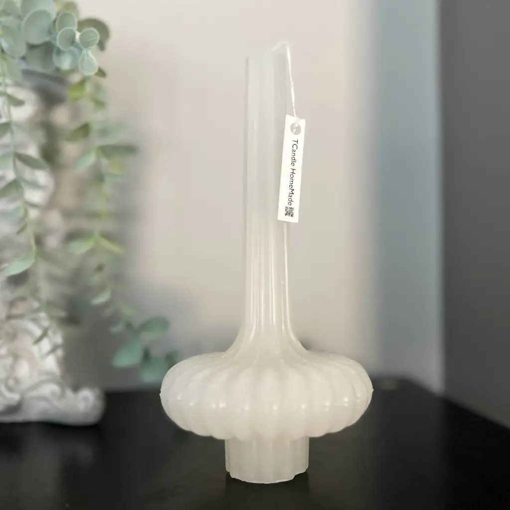 Lumânare decorativă masă tip vază alb gheață mică