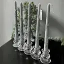 Set de cinci lumânări decorative pentru masă, în nuanță gri argintiu, ideale pentru evenimente festive și decoruri elegante