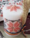 Lumânare parfumată tradițional decorată flori de primăvară