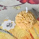 Lumânare buchet trandafiri din ceară naturală de albine