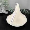 Lumânare decorativă ceară naturală soia Spiral Con albă