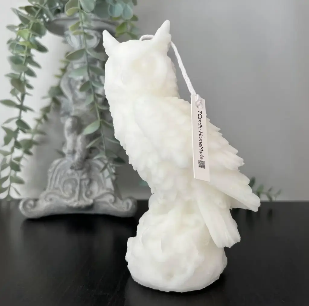 Lumânare decorativă masă evenimente The Owl albă