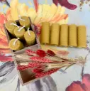 Set 10 lumânări fagure ceară albine 8x3cm în cutie lemn
