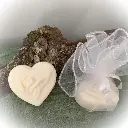 Mărturie lumânare inimă cu mâini ceară naturală soia