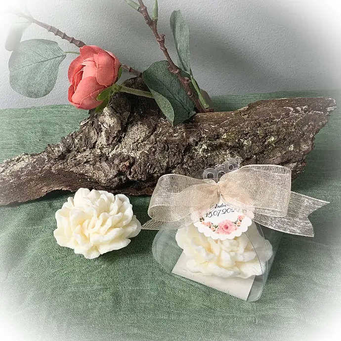 Mărturie lumânare soia bujor coroniță regală organza crem