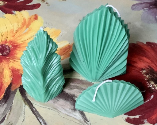 Set trei lumânări decorative parfumate frunză evantai verde