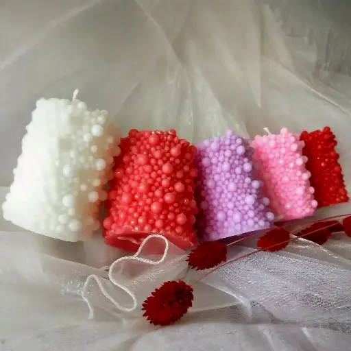 Lumânare parfumată decorativă handmade perlată