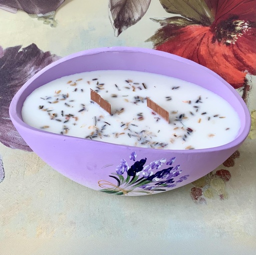 Lumânare soia parfum lavandă bol ceramic floral mov