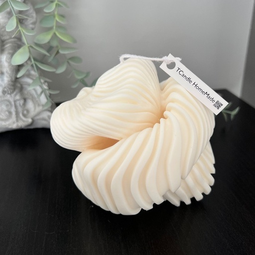 Lumânare decorativă ceară soia Spiral Rings Mică albă